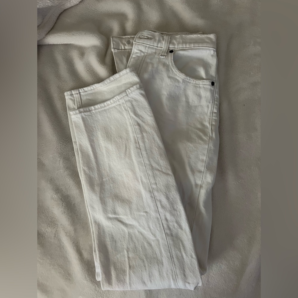 Abercrombie & Fitch White High Rise Jeans